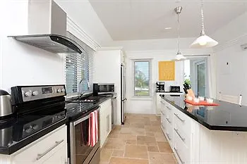Buttonwood Reserve Condominiums Eleuthera Hotel apartamentowy