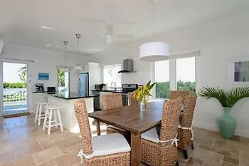 Buttonwood Reserve Condominiums Eleuthera 3*,  Bahamy